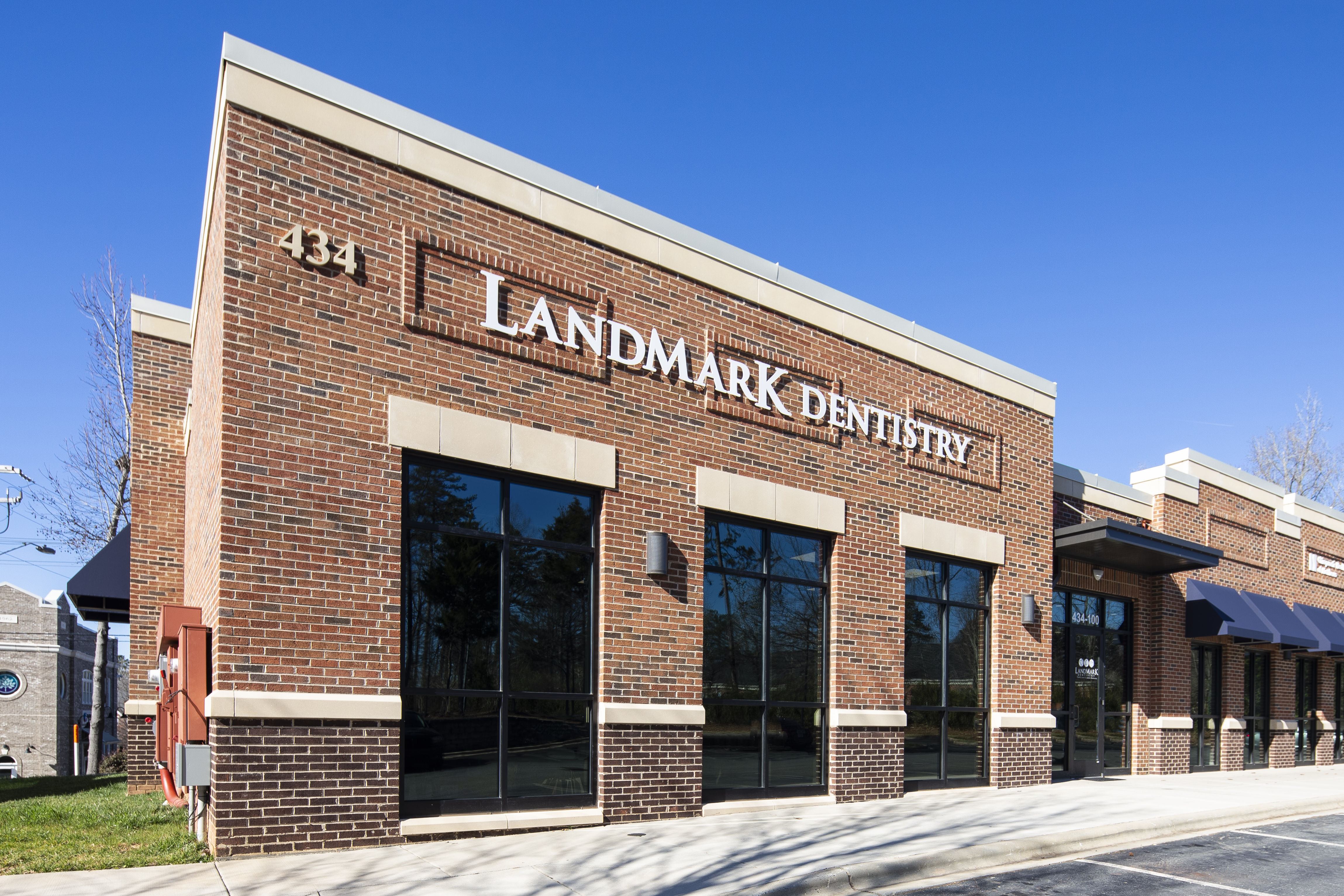Front view of the office - LandMark Dentistry Matthews location